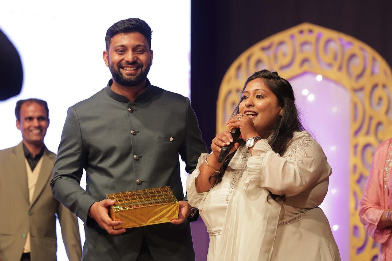 Jay Pardasani at a formal ceremony