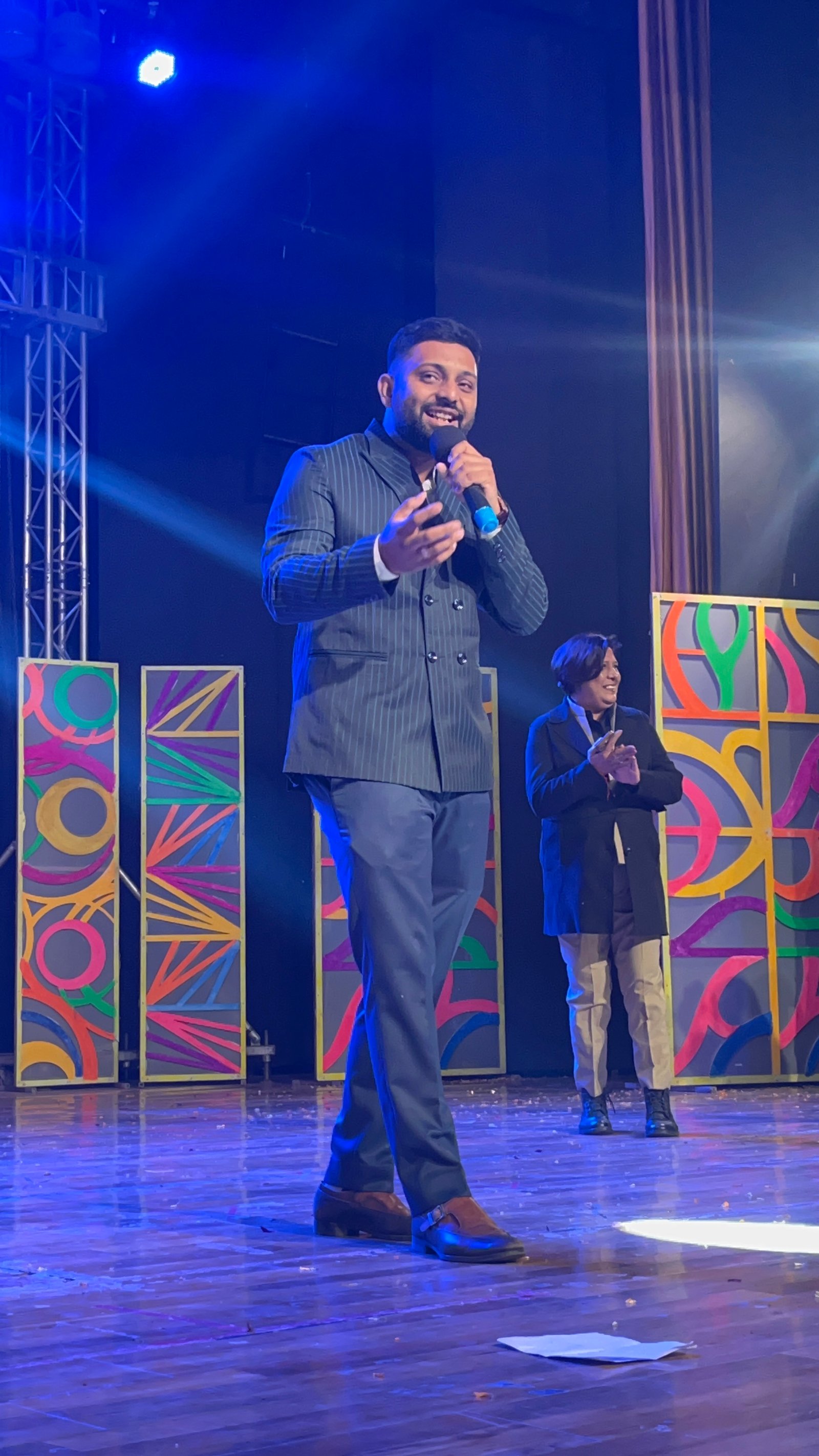 Jay Pardasani speaking on stage